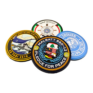 Patchs en PVC pour l'aviation, patchs en caoutchouc pour l'espace aérien, patchs en caoutchouc PVC souples personnalisés avec logo en relief, accessoires vestimentaires en vrac, faciles à coudre - Product Image 1