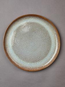 Assiette à dîner élégante en céramique marbrée ivoire, design plat contemporain, surface émaillée résistante aux rayures, parfaite pour une salle à manger moderne - Product Image 6