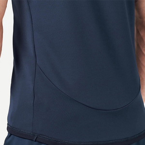 เสื้อยืดโพลีเอสเตอร์และสแปนเด็กซ์สำหรับผู้ชาย น้ำหนัก 220 กรัม ทรงสั้น สไตล์ลำลอง ดีไซน์เรียบ สามารถสกรีนโลโก้ตามสั่งได้ - Product Image 5