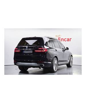 BMW X7 XDrive 40d 2024, Diseño Pure Excellence, 7 Plazas, Volante a la Izquierda, Diésel, Caja de Cambios Automática, 49,851 km, 3.0L, Techo Panorámico - Product Image 2