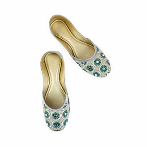 EC8518 Gris Fancy Khusa Flats - Product Image 1