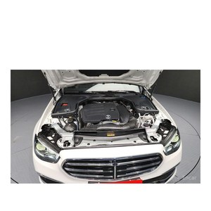 Mercedes-Benz E350 4MATIC Exclusive Classe E 2023 avec volant à gauche, boîte de vitesses automatique, sièges en cuir, caméra arrière, 23 440 km - Product Image 6