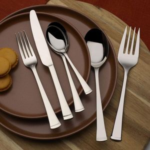 Elegante Juego de Cubiertos Metálicos Urbanos, Cubertería Moderna Ideal para Espacios de Comedor, Cocinas, Cafeterías y Salas de Estar - Product Image 6