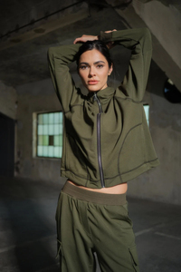 Conjunto Deportivo Táctico Personalizado para Mujer, Sudadera con Capucha y Cremallera Extra Grande, Pantalones Jogger, Ropa Deportiva Premium de Felpa - Product Image 3