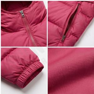 Chaqueta acolchada informal de invierno para hombre, diseño personalizado con cuello alto, cierre de cremallera de burbuja, proceso de revestimiento largo - Product Image 4