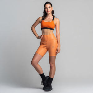 Shorts en similicuir taille haute pour femme, coupe ajustée et compressive, style streetwear, taille élastique robuste, haute qualité - Product Image 2