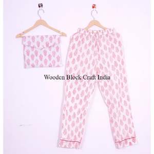 Ensembles de pyjamas floraux doux, confortables et respirants pour femmes et couples, style vintage pour les saisons été, automne et hiver - Product Image 4