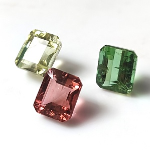 Par de Turmalinas Zambianas Multicolor Pastel Naturales de 8.80 Quilates, Corte Esmeralda, Calibradas, Sueltas, 8x7 mm, con Juego de Color - Product Image 3