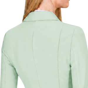 Chaqueta Ecuestre Verde Salvia para Mujer, Corte Entallado, Blazer para Montar a Caballo, Chaqueta Profesional para Competición Ecuestre, Personalizable, OEM, Venta al Por Mayor - Product Image 3