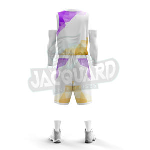 Camisetas y Pantalones Cortos de Baloncesto Hechos a Medida con Materiales Frescos de Primera Calidad, Ropa Deportiva de Fútbol 100% Poliéster, Hechos en Pakistán - Product Image 6