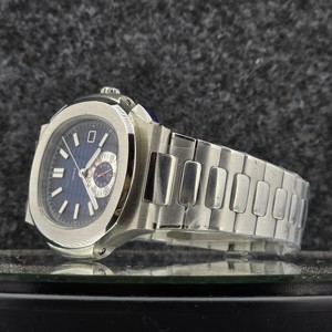 Reloj Automático para Hombre con Correa de Acero Inoxidable de 16 mm, Esfera Analógica, Cristal de Zafiro, Resistente al Agua 10 Bar, Diseño Simple con Fecha - Product Image 2