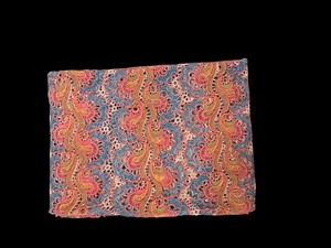 Tissu en dentelle crochet multicolore directement de l'usine, tissu crochet floral magenta, bleu, jaune, vert et beige pour robes, kurtis - Product Image 6