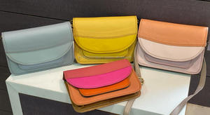 กระเป๋าถือหนังคุณภาพสูงสำหรับผู้หญิงกระเป๋าสะพายข้างแบบตะวันตกสีหนังแท้รีไซเคิลหนังแท้สีสันสดใส - Product Image 4