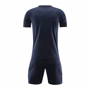 Uniforme de Fútbol Moderno para Hombre con Camiseta y Pantalones Cortos, Personalizable con el Logotipo del Equipo, Nombres de Jugadores, Números y Diseño Elegante para el Día del Partido - Product Image 2