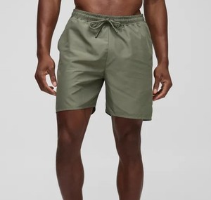Nuevos pantalones cortos de color sólido para hombre, pantalones cortos deportivos informales al por mayor OEM, pantalones cortos de gran calidad con tamaño de logotipo personalizado y color ligero - Product Image 4