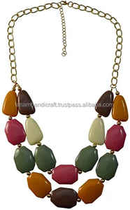 Collier de perles de résine personnalisé de luxe fabriqué à la main de qualité supérieure poli magnifique collier artisanal de perles de résine de mode pour les femmes - Product Image 2