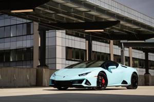 Producto TOP: Lamborghini Huracán EVO Spyder 2024 Usado en Perfectas Condiciones, Motor V10 de 631 hp - Product Image 4