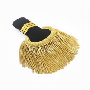 ปลอกไหล่ประดับด้วยเส้นทองคำแท้แบบสั่งทำพิเศษ สำหรับชุดพิธีการ ทำด้วยมือจากเส้นทองคำแท้ ระบายอากาศได้ดี เป็นมิตรกับสิ่งแวดล้อม ถักทออย่างประณีต เหมาะสำหรับทั้งชายและหญิง - Product Image 1