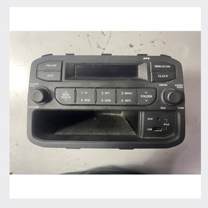 Pièces détachées auto compatibles avec Kia Hyundai Radio Head Unit 96150-1Y005Q Pièces auto coréennes d'occasion - Product Image 2