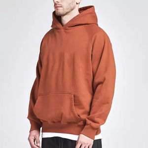 Sudadera con capucha unisex de corte cropped, gruesa, personalizada, de doble capa, sin cordón, con estampado en relieve, para invierno, hecha en Pakistán. - Product Image 4