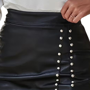 Nouvelle jupe mini en PU noire tendance, taille haute, forme ronde, design unique, très vendue, pour femmes (OEM) - Product Image 4