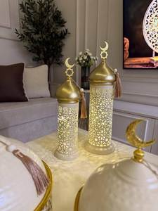 Porte-bougie artisanal en laiton massif pour la décoration de la maison, support de bougie conique en métal vintage de luxe, élégant centre de table pour mariage - Product Image 5