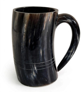Taza rústica de cuerno natural con intrincado diseño de barco vikingo tallado a mano, estilo antiguo, accesorio para bar en casa - Product Image 1