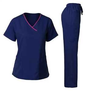 Uniformes Médicos Cherokee Unisex de Lujo, Uniformes de Trabajo para Personal de Hospital, Cuello en V, Manga Corta, con Poliéster y Spandex - Product Image 3