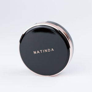 NATINDA Aura Perfect Cover Mineral Dark Light Cushion SPF 50+ Protector Solar Hidratante y Nutritivo Corrector Base de Maquillaje 15gX2 - Product Image 3