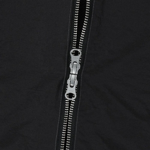 Ensemble de survêtement coupe-vent réfléchissant personnalisé 2-en-1 pour homme, séchage rapide, léger, en nylon, avec short et fermeture éclair, pour le sport - Product Image 6