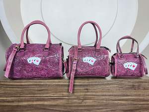 Ensemble de sacs de voyage en cuir véritable fait main de qualité supérieure, motif floral rose, design de carte, bandoulière assortie, ensemble combiné rapide de 3 pièces - Product Image 4