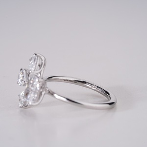 Elegante Anillo de Oro de 14K con Esmeralda Sintética para Mujer, Ajustable, Joyería Fina, Anillo de Compromiso y Boda, Piedra de Lujo - Product Image 5
