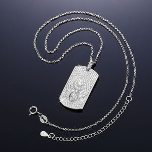 Collier Pendentif Bouclier Iced Out en Acier Inoxydable Plaqué Rhodium, Bijou Hip Hop Unisexe avec Breloque en Strass de Cristal - Product Image 1