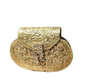 Pochette de soirée en laiton et perles de luxe pour femmes, mariage, élégante, pierre, fabricants en gros en Inde - Product Image 1