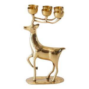 Candelabro de Reno Dorado BRC de Cuatro Brazos, Tradicional, Hecho a Mano, de Metal, Ecológico, Duradero, Tamaño Mediano, para Decoración Navideña - Product Image 3