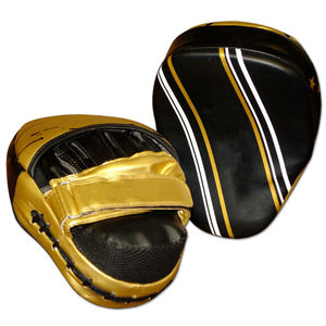 Pads de frappe en cuir écologique durables et sur mesure pour MMA et boxe, avec poignées ergonomiques – Respirants et options de couleurs personnalisées - Product Image 2