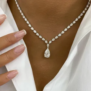 สร้อยคอเพชรทรงลูกแพร์ Tishya Diamond 19.6 กะรัต รับรองโดย IGI ทองคำขาว 14K สร้อยคอเพชรเทียมทรงลูกแพร์สุดหรูสำหรับผู้หญิง - Product Image 2