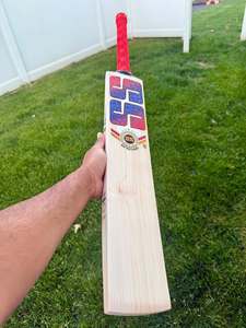 Bate de críquet SS SIR RICHARD ENGLISH WILLOW de mango corto - Product Image 1
