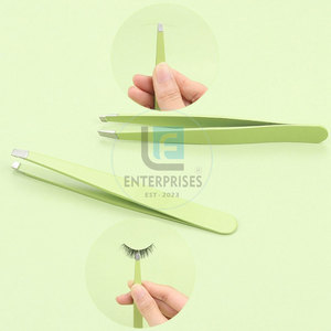 Pinzas para Cejas de Acero Inoxidable Hechas en Pakistán, de Alta Calidad, Duraderas y Ecológicas, Servicio OEM, Nuevo Estilo - Product Image 5