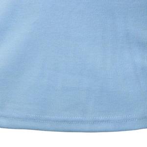 Polo de Manga Corta Azul Marino con Patrón Geométrico Blanco, Corte Ajustado, Camiseta Casual de Punto - Product Image 4