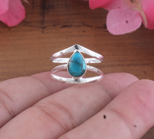 Wholesale Classic Natural <b>Turquoise</b> Gemstone <b>Ring</b> 925 Sterling Silver Pear Cut Chevron Shape Party <b>Ring</b> - Product Image 2