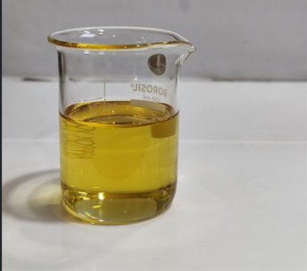 Jaune clair à ambré