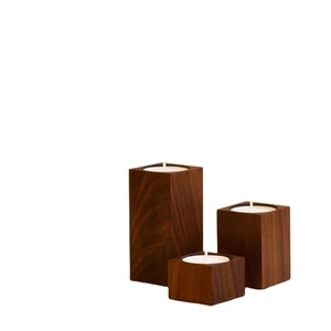 Bougeoir en bois de conception personnalisée faite à la main de haute qualité pour la foudre de Noël et la décoration intérieure - Product Image 1