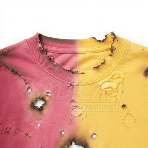 เสื้อยืดคอกลมผู้ชายผ้าฝ้าย 100% แบบนุ่ม สไตล์ทำสีเบิร์นเอฟเฟค ลุคดิสเทรส ทรงหลวม ล้างสีแบบแอซิดวอช สไตล์สตรีท ระบายอากาศได้ดี เป็นมิตรกับสิ่งแวดล้อม เหมาะสำหรับใส่ในฤดูร้อน - Product Image 4