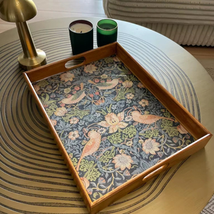 Bandejas Decorativas de Madera con Estampado Esmaltado, Bandeja para Servir en Cualquier Ocasión, Bandejas de Almacenamiento de Universal Overseas INDIA con Precio Especial - Product Image 1