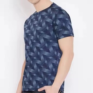 เสื้อยืดสตรีทแวร์ผ้าเจอร์ซีย์เนื้อหนัก 100% คอตตอน คุณภาพสูง สไตล์วินเทจ ล้างสีแล้ว สำหรับผู้ชาย พร้อมโลโก้แบบกำหนดเอง - Product Image 2