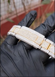 Montre unisexe de luxe Diamond Empire en acier inoxydable avec accents en moissanite, cadran carré en cristal, mouvement mécanique automatique, 39 mm - Product Image 5