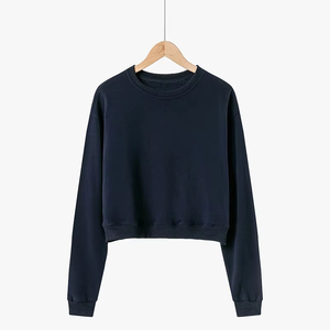 Sudadera Corta de Alta Calidad Personalizada para Mujer, Estilo Athleisure, Cuello Redondo, 100% Algodón Suave, Sudadera Corta para Mujer - Product Image 3