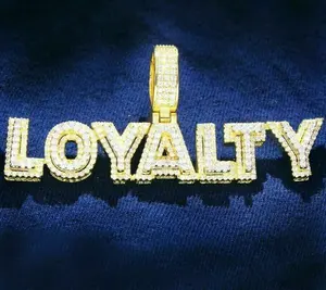 Colgante de Hip Hop con Letra y Nombre de Moissanita, Chapado en Oro de Plata Esterlina 925, Joyería Personalizada para Mujer con Incrustaciones de Diamantes - Product Image 3