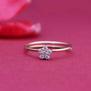 Bague Fleur en Diamant Faite à la Main - Bijoux de Créateur Élégants en Or Rose pour Femmes et Filles à Porter lors de Fêtes de Mariage - Product Image 2